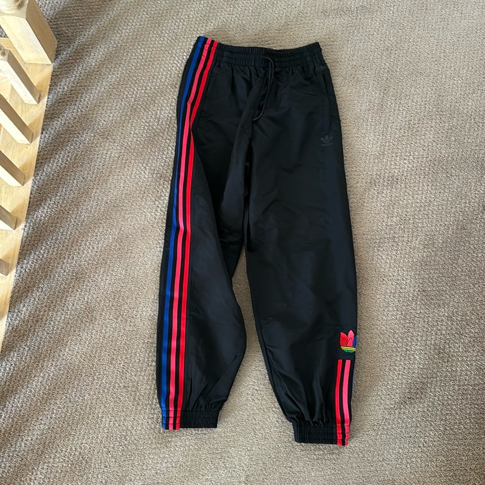 ADIDAS 3D trefoil 3 stripe jogger